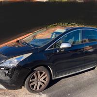 Peugeot 3008  2.0 HDi Hybrid4 (147 kW / 200 CV)