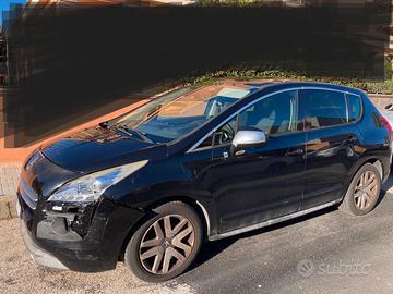 Peugeot 3008  2.0 HDi Hybrid4 (147 kW / 200 CV)