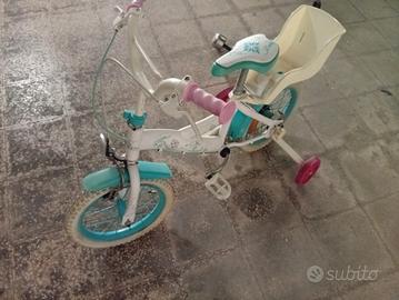 Bicicletta con rotelle 