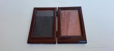 Cornice doppia in legno con finitura scura, Vintag