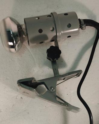 Lampada Rimsa design industriale faretto  morsetto