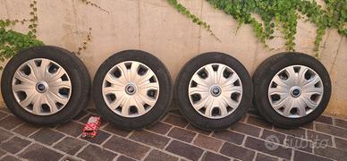 Set ruote complete ford