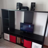 porta TV e libreria IKEA 