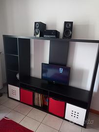 porta TV e libreria IKEA 