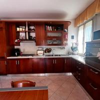 Cucina angolare ciliegio Scavolini