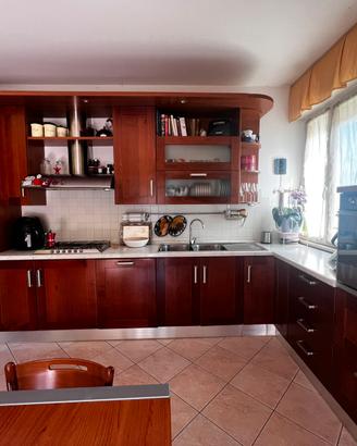 Cucina angolare ciliegio Scavolini