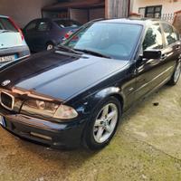BMW320D
