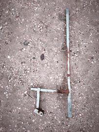 Parapetti zincati regolabili per muro 25 PZ 