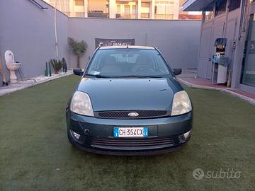 ford fiesta 1.2 benzina Neopatentati 3 porte