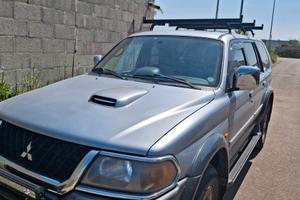 Mitsubishi pajero gls