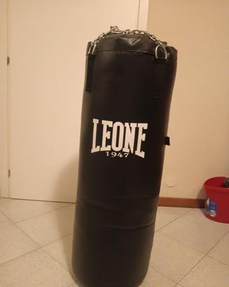 sacco da boxe leone 