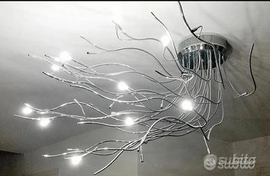 Lampadario in acciaio di design 