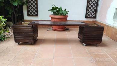 Panca con due fioriere in legno di pino da esterno