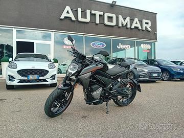 Cf Moto 300NK SOLO 4000 KM PRONTA ALL'USO