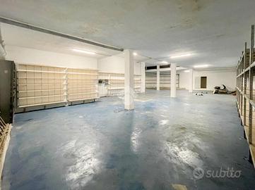 MAGAZZINO A BRESCIA