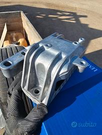 Supporto motore Audi A3/ VW/Skoda/Seat
