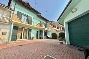 Villa di 167 m² con 4 locali e box auto doppio a R