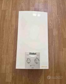 scaldabagno GPL vaillant usato ancora come nuovo 