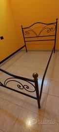 Letto in ferro una piazza e mezza 