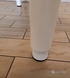 Tavolo colore betulla dell'ikea