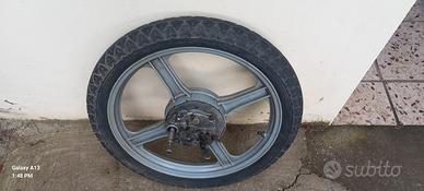 cerchio e mozzo a  variatore ciao piaggio