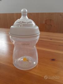 Biberon Chicco Natural feeling 2m+