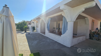 Casa a mare agnone (Siracusa) villaggio sabbione
