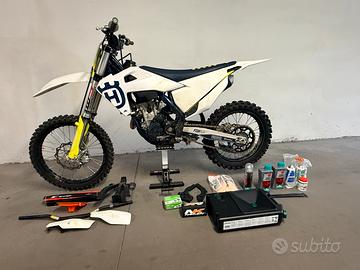 Moto Husquarna FC 250