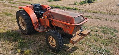 Trattore Goldoni 3050