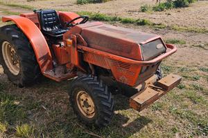 Trattore Goldoni 3050