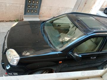 auto Nissan 