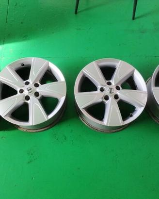 Gomme 7,5 J X 17 H2/ET 50,5/17 VOLVO Estive
