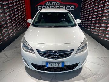 Opel Astra 1.4 GPL - 2011