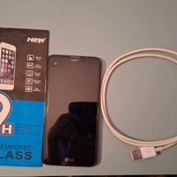 smartphone LG X screen con accessori