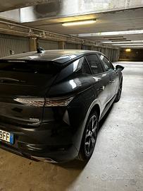 DS Automobiles DS4 E-Tense 225 Performance Line +
