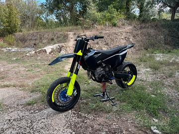 Husqvarna Fc 450 Targata motard