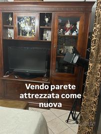 Parete attrezzata usata