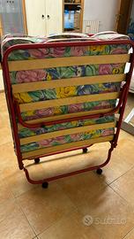 Brandina/letto singolo pieghevole