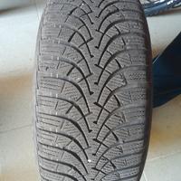 2 gomme invernali+cerchi in lega originali Audi a4