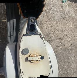 Vespa P 200 E
