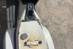 Vespa P 200 E