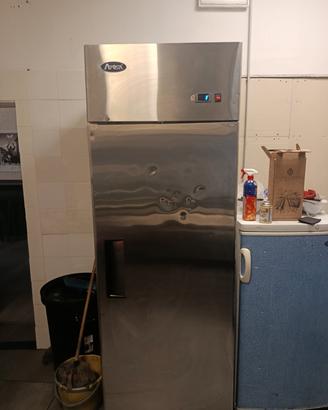 attrezzatura cucina bar