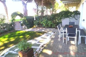 Casa indipendente vicino al mare con giardino