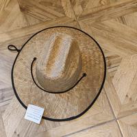 cappello falda larga