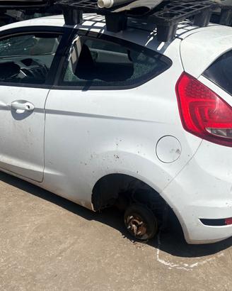 Ford Fiesta solo per ricambi