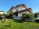 villa-di-260-m²-con-piu-di-5-locali-e-box-auto-a-m
