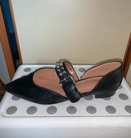 Ballerine donna nere a punta con borchie