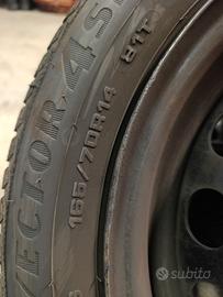 Set cerchi con gomme 