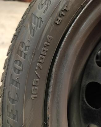 Set cerchi con gomme 