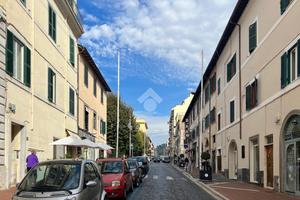 MONOLOCALE A GROTTAFERRATA